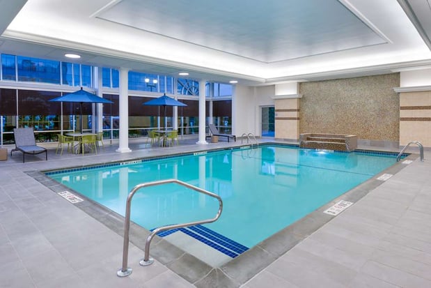 Images Hampton Inn & Suites Buffalo Downtown