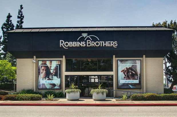 Images Robbins Brothers