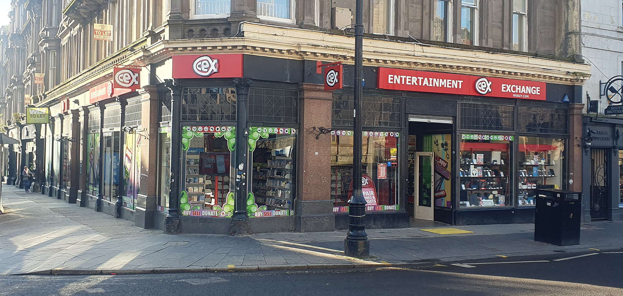 CeX Dundee 03301 235986