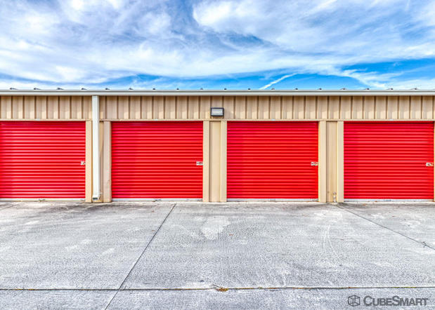 Images CubeSmart Self Storage