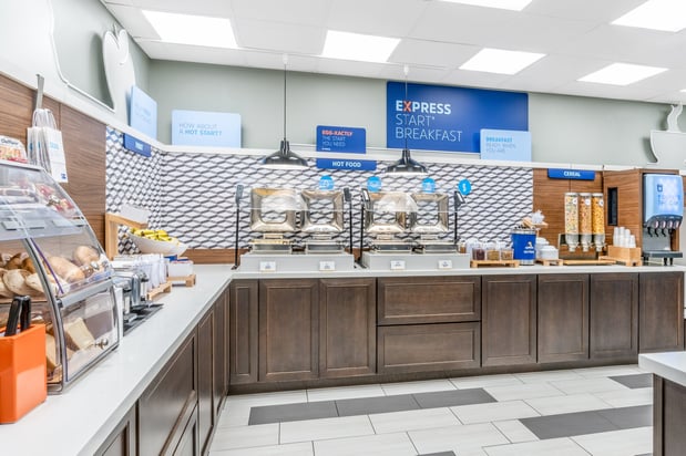 Images Holiday Inn Express & Suites Colorado Springs Afa Northgate by IHG