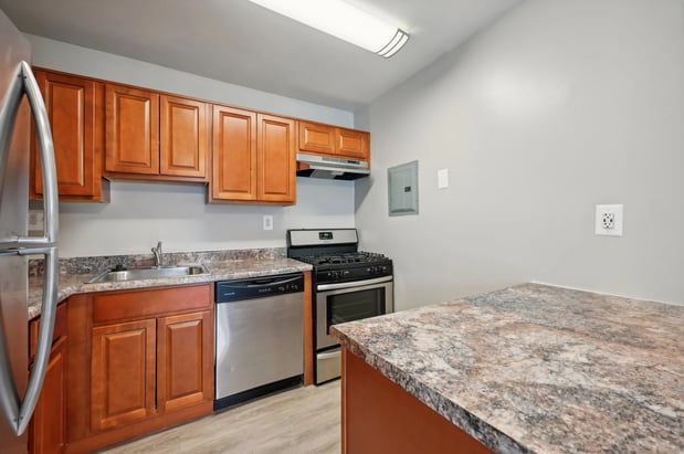 Images ReNew Odenton apartments