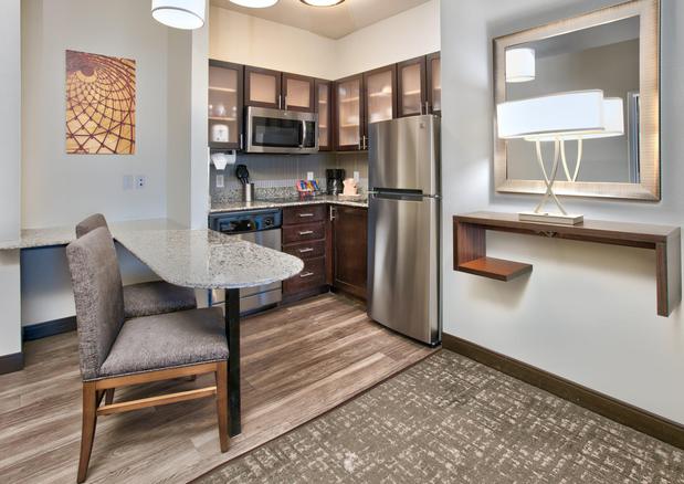 Images Staybridge Suites Plano - Richardson Area by IHG