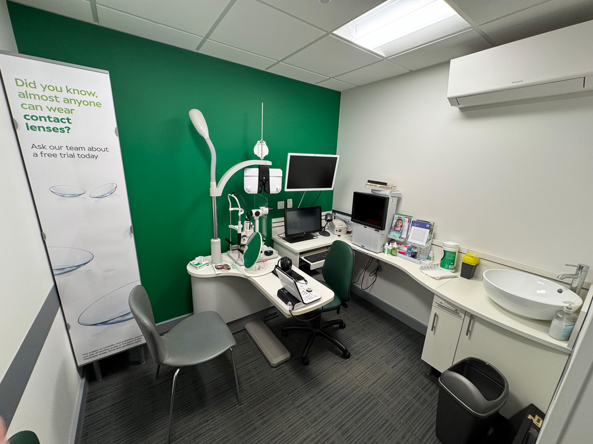 Specsavers Opticians and Audiologists - Hucknall