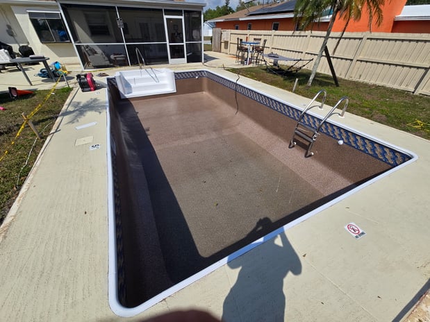 Images Paradise Palm Pools Inc