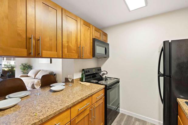 Images Park 212 Apartment Homes