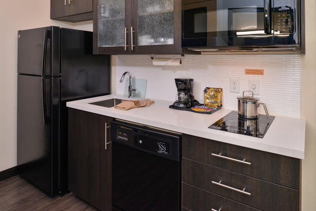 Images Candlewood Suites Austin Airport by IHG