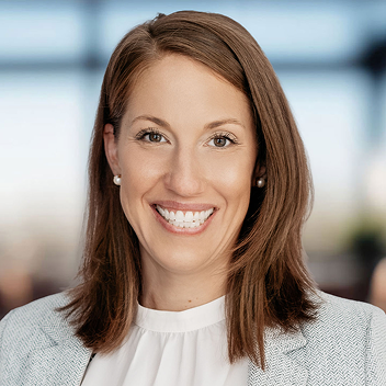 Headshot of Lindsay Williams, Associate.