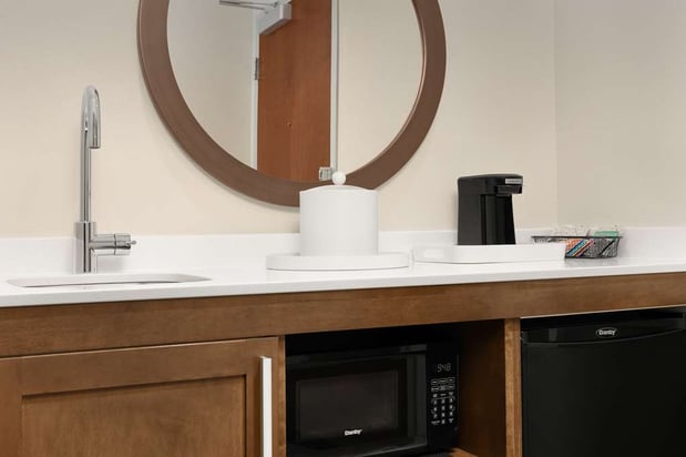 Images Hampton Inn & Suites Durham University Medical Center