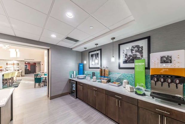 Images Hampton Inn & Suites Pryor