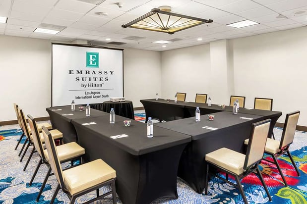 Images Embassy Suites by Hilton Los Angeles International Airport South