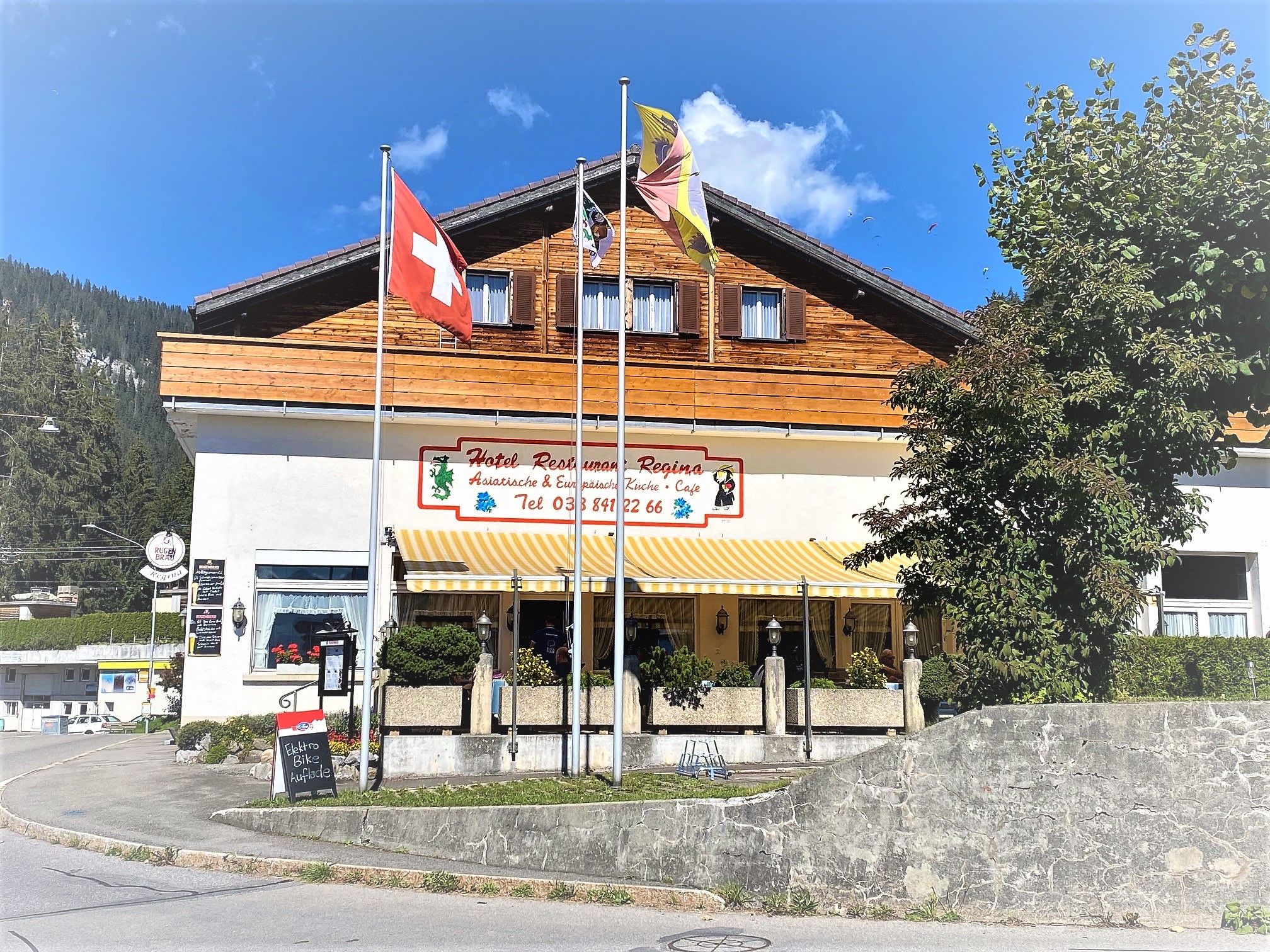 Hotel Restaurant Regina, Spirenwaldstrasse 2 in Beatenberg