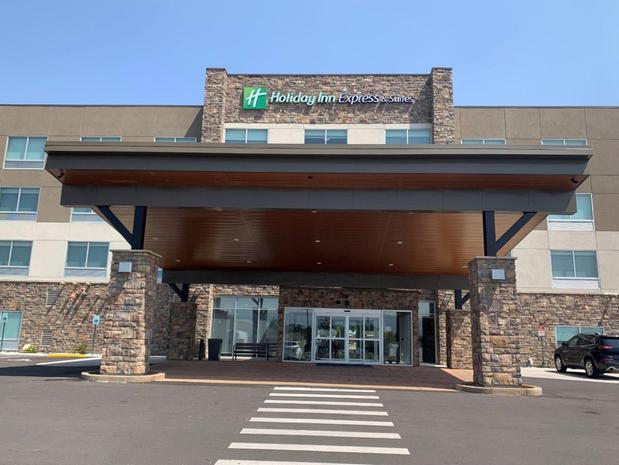 Images Holiday Inn Express & Suites Canon City, an IHG Hotel