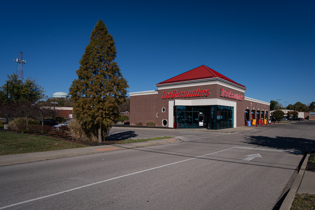 Tire Discounters Beechmont | Tires, Wheels, Services, Fluids, & more