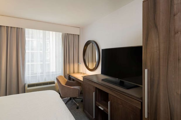 Images Hampton Inn Manhattan/Times Square South