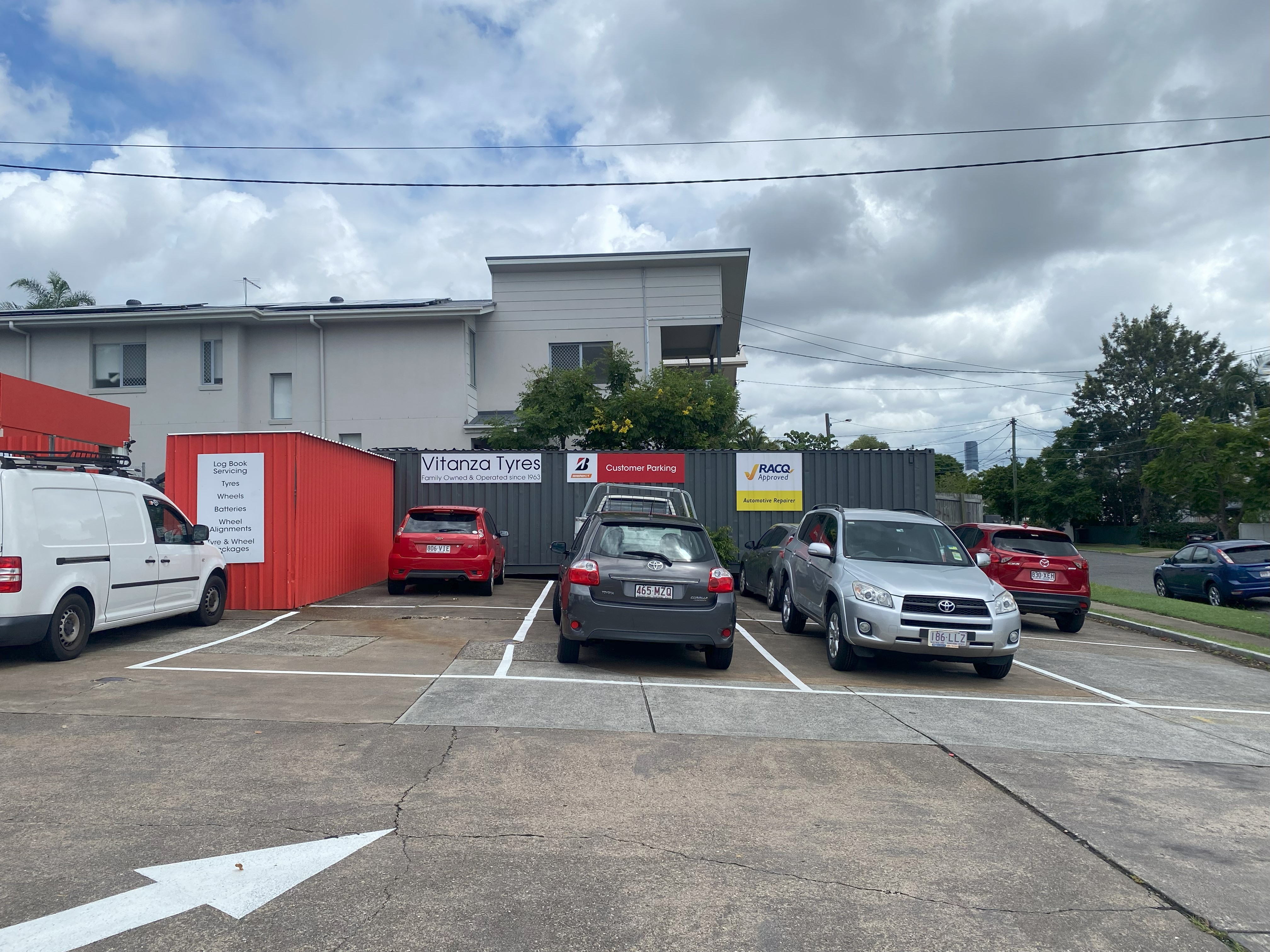 Images Bridgestone Select Tyre & Auto Coorparoo