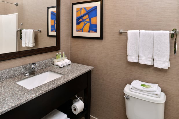 Images Holiday Inn Express & Suites St. Louis West-O'Fallon by IHG