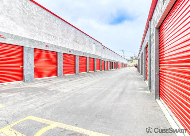 Images CubeSmart Self Storage