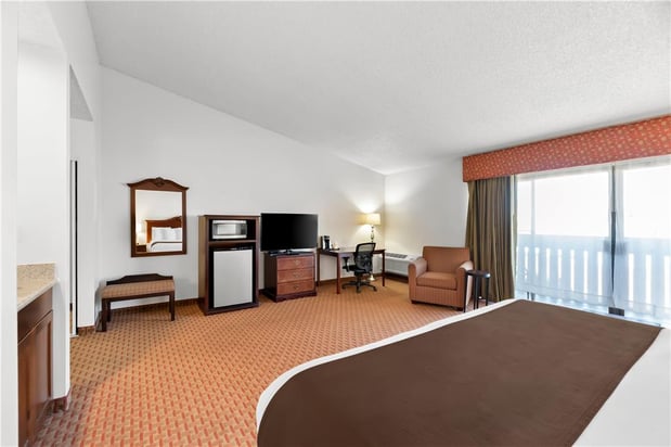 Images Best Western Chieftain Inn