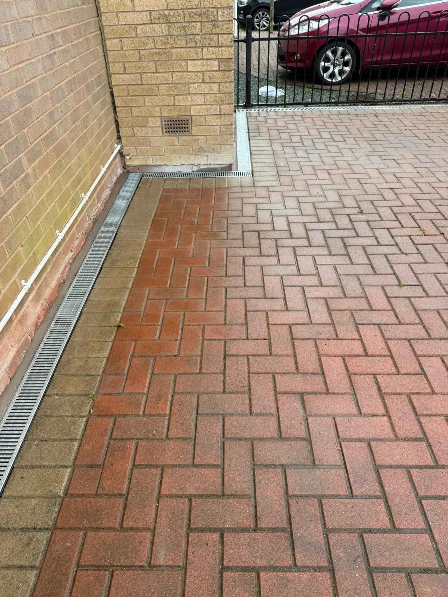 Images Dickens Heath Paving