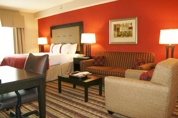 Images Holiday Inn Blytheville, an IHG Hotel