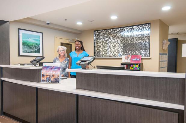 Images Candlewood Suites Baton Rouge - College Drive by IHG