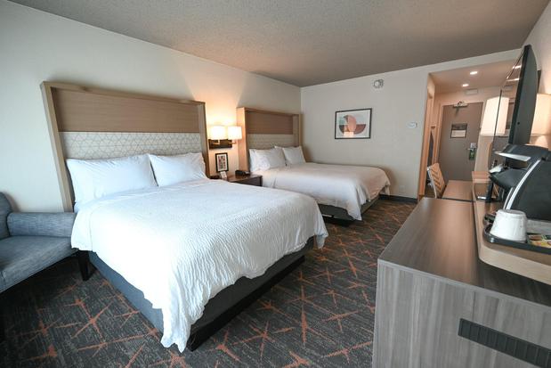Images Holiday Inn Cleveland-Mayfield, an IHG Hotel