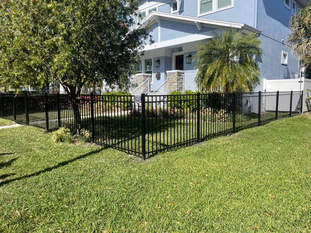 Images Family Fence Company of Florida