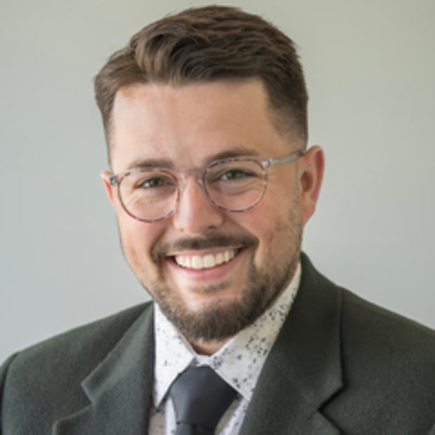 Images Edward Jones - Financial Advisor: Nile Studer