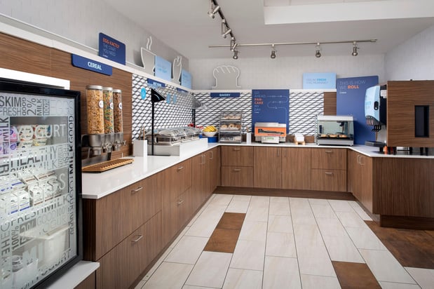 Images Holiday Inn Express Knoxville-Strawberry Plains by IHG