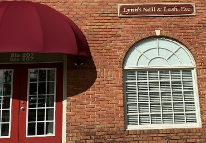 Images LYNN'S Nail & Lash Etc