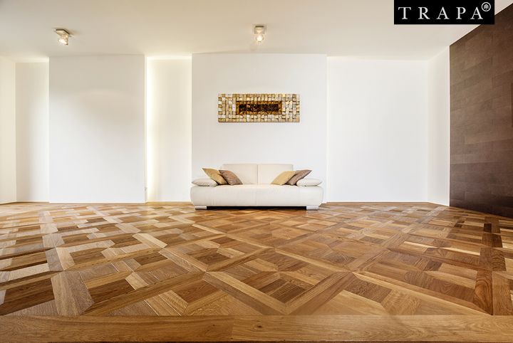 Parkett Hofmann, Am Pfaffenpfad 30 in Nüdlingen