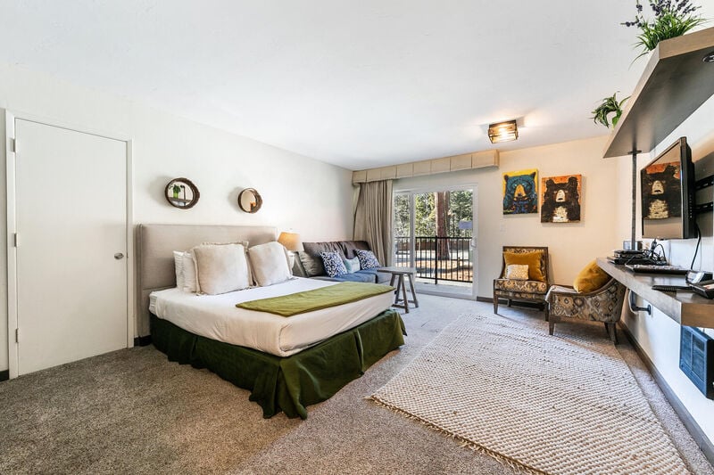 Donner Lake Village Image