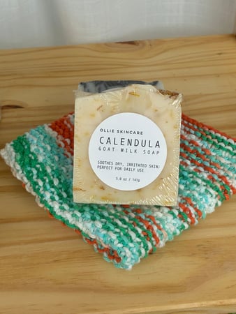 Images Ollie Skincare