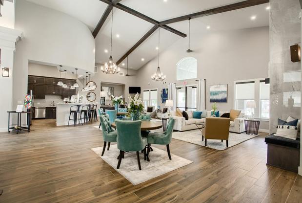 Images Urban Oaks at Conroe