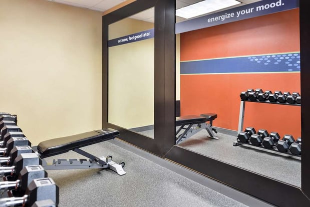 Images Hampton Inn Greensboro-East