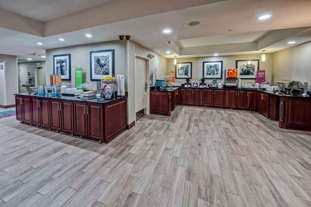 Images Hampton Inn Orlando-Maingate South
