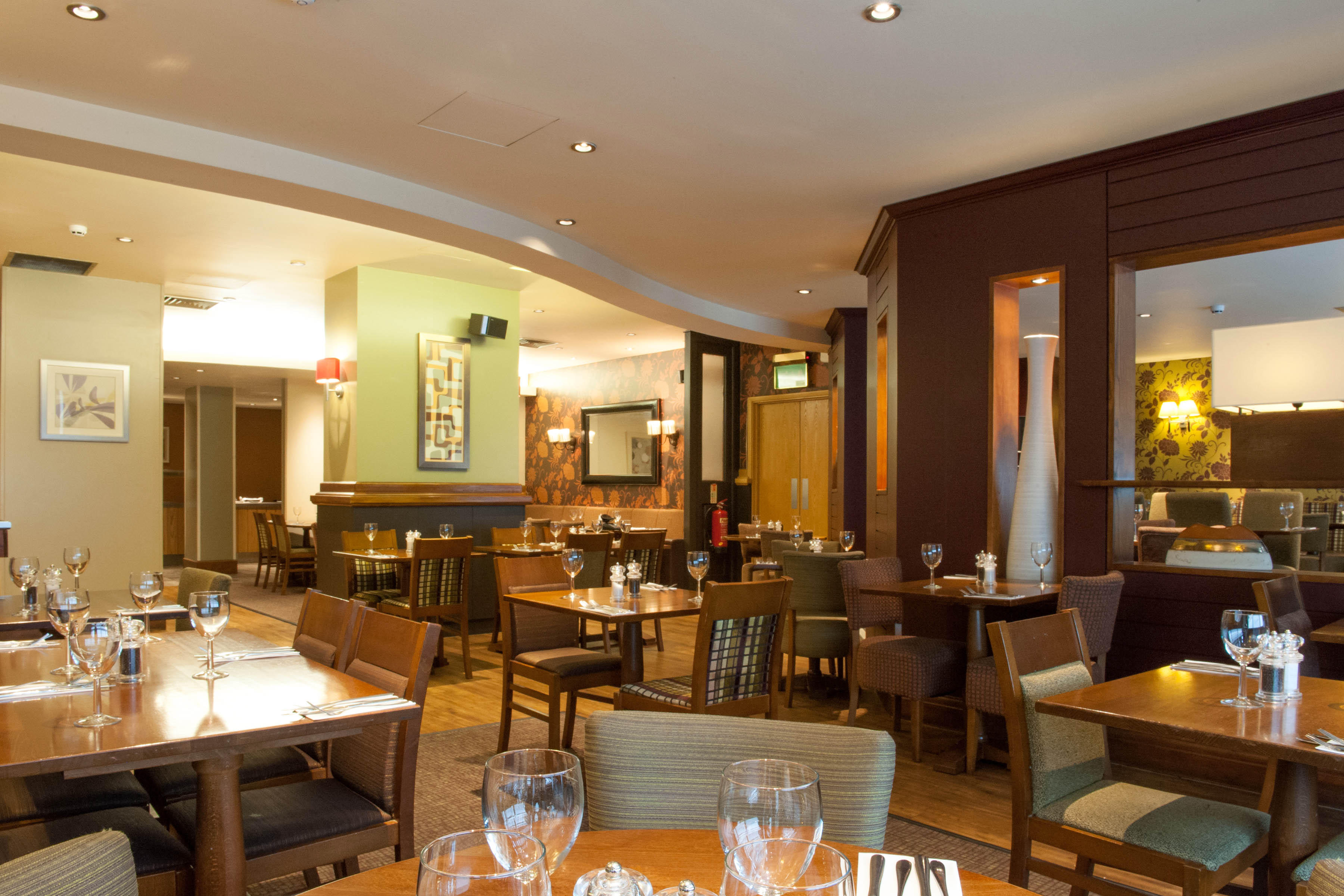 Thyme restaurant Premier Inn London Tower Bridge hotel London 03333 211275