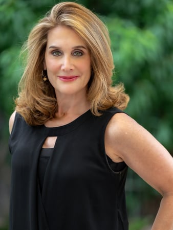 Images Coldwell Banker: Aileen Smollins, Realtor