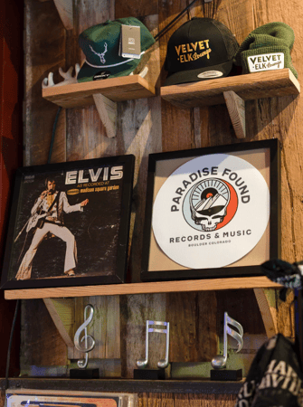 Images Velvet Elk Lounge