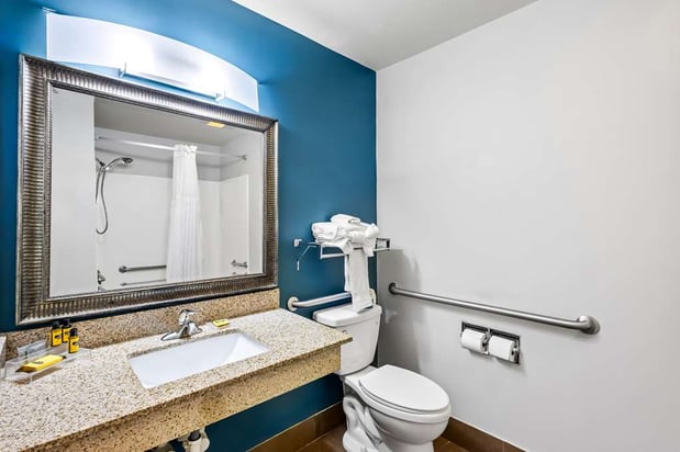 Images Best Western Fort Wayne Inn & Suites North