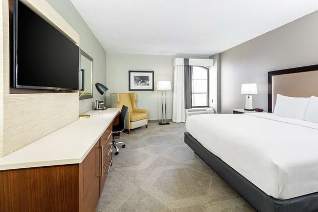 Images DoubleTree by Hilton Hotel Austin - University Area