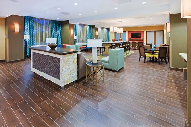 Images Hampton Inn Austin/Oak Hill
