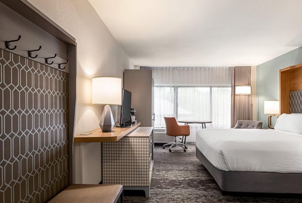 Images Holiday Inn Orlando-International Airport by IHG