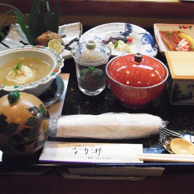 Images なか井