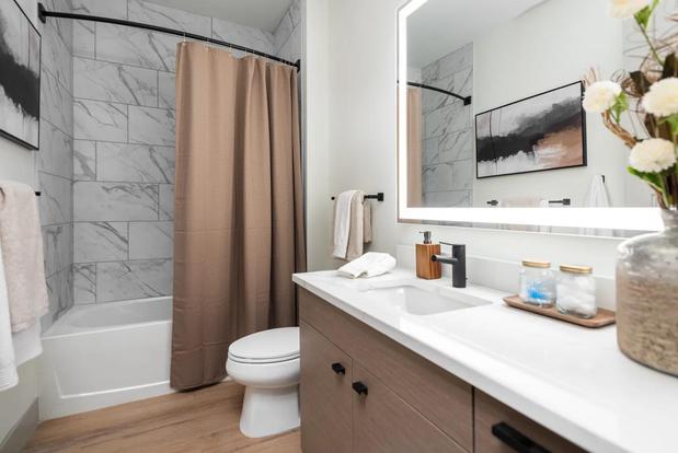 Images Bemiston Place Apartments