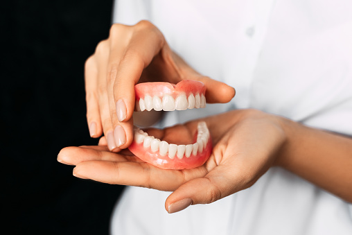 Images Les Centres Dentaires Sirois, Sabrina Sirois Denturologiste