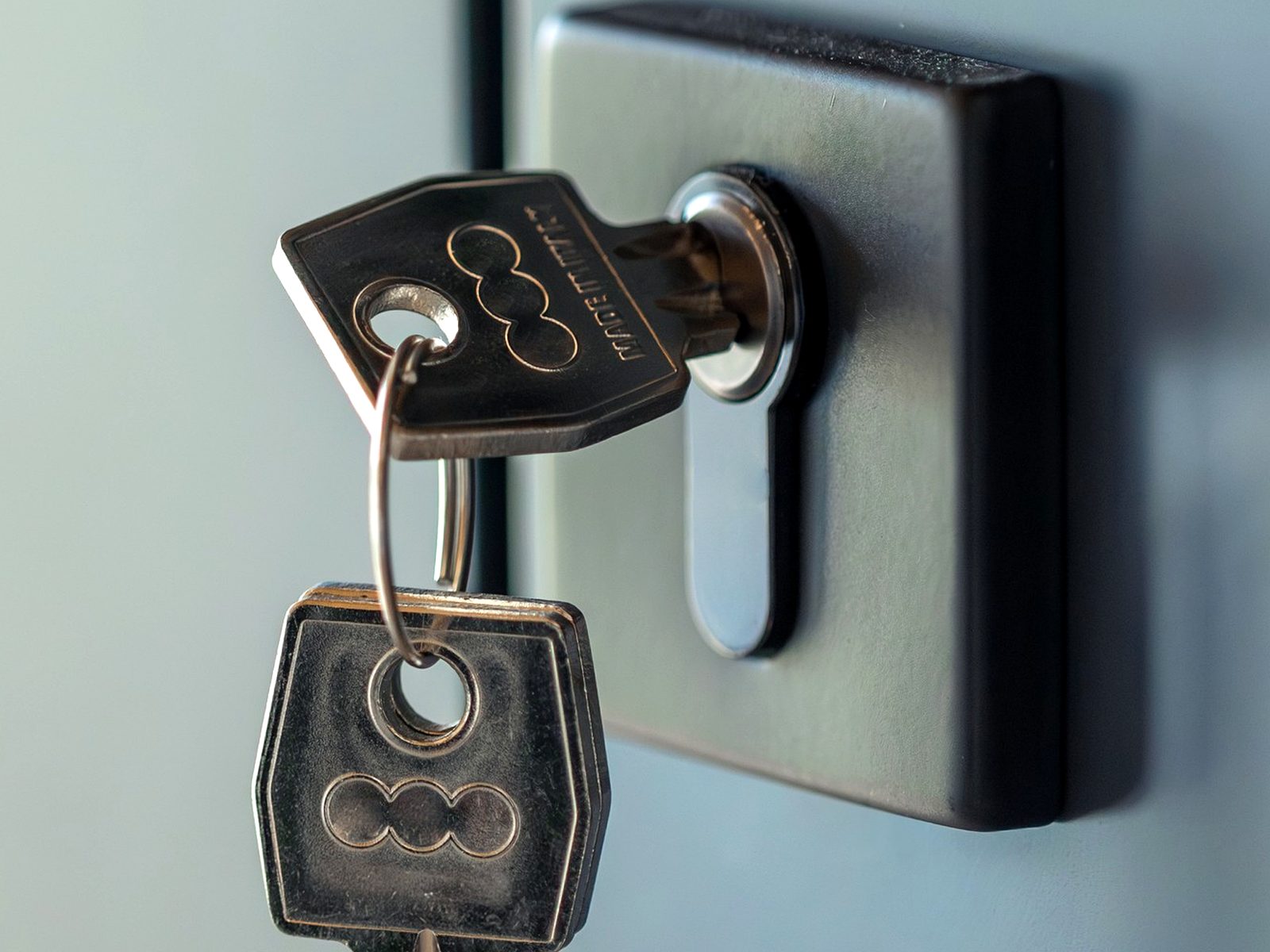 Lucky Locksmith LLC