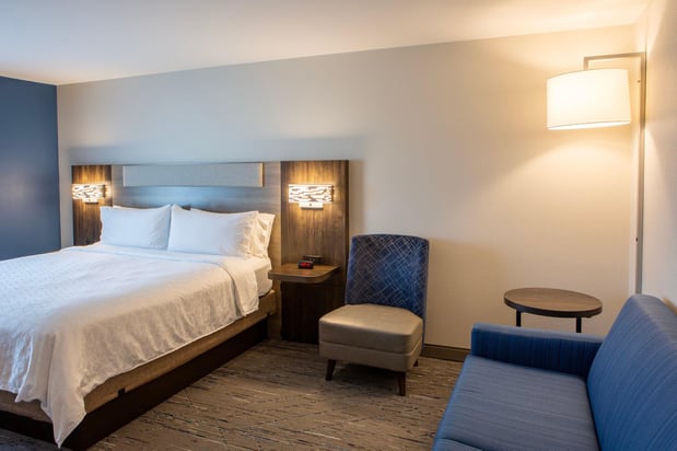 Images Holiday Inn Express & Suites Sioux City - Southern Hills by IHG