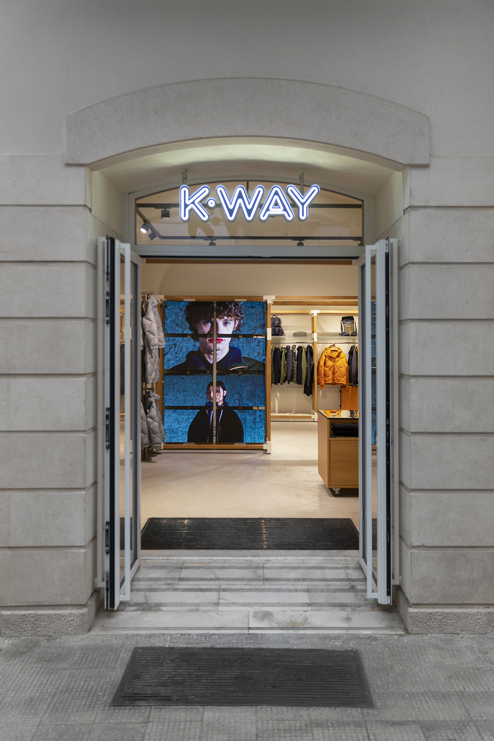 Images K-Way 29 Bari